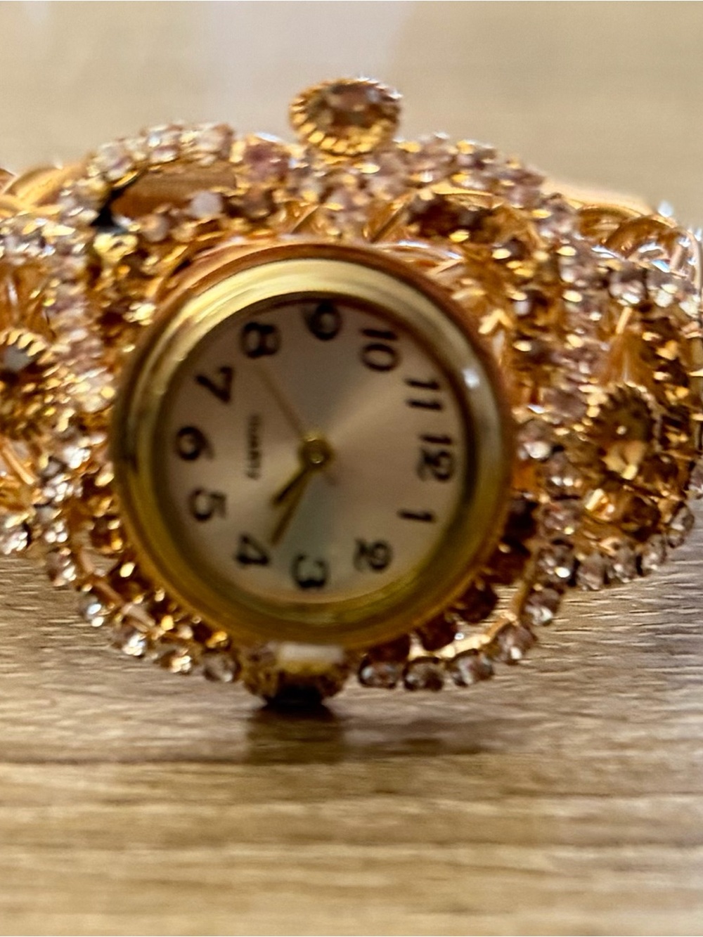 Gold Rhinestone Floral Stretch Bracelet Watch New